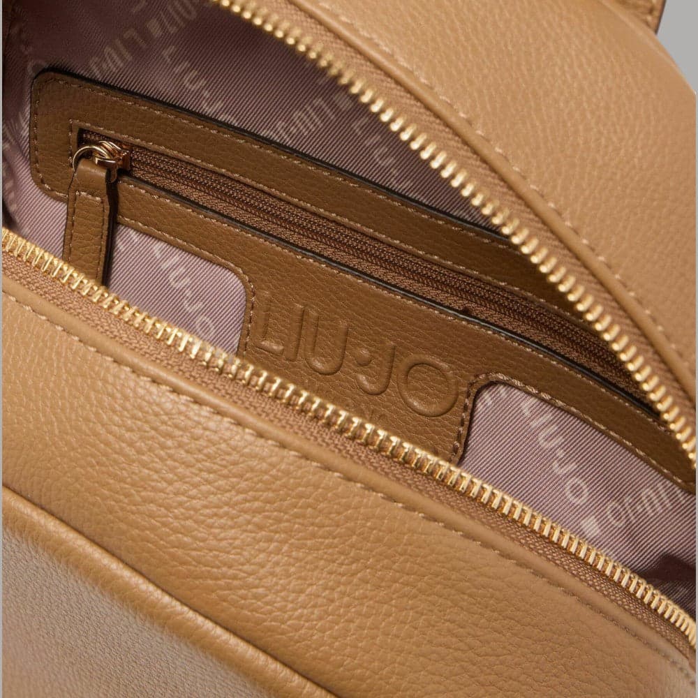 Liu Jo zaino color mandorla AF5136E0058-81140 in Zaini Casual Prodotti di Classe - Nocera Superiore, commercioVirtuoso.it