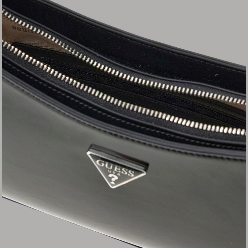 Guess borsa a spalla Arnela, finitura lucida, simil pelle elegante in Borse a tracolla Prodotti di Classe - Nocera Superiore, commercioVirtuoso.it