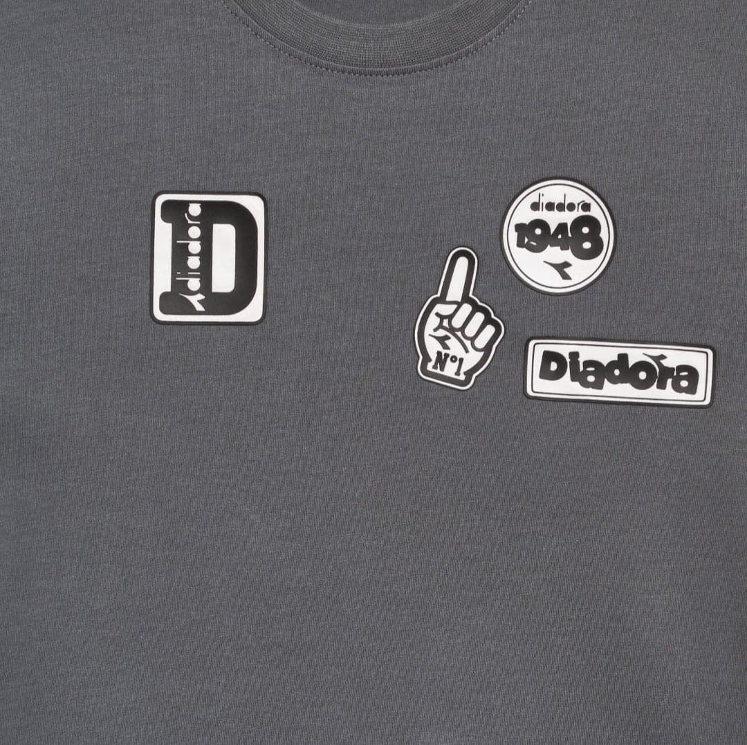 T-shirt Diadora Bambino Grigia con Logo - Collezione PE2026 in T-Shirt Scarpetteria Gica - Trani, commercioVirtuoso.it