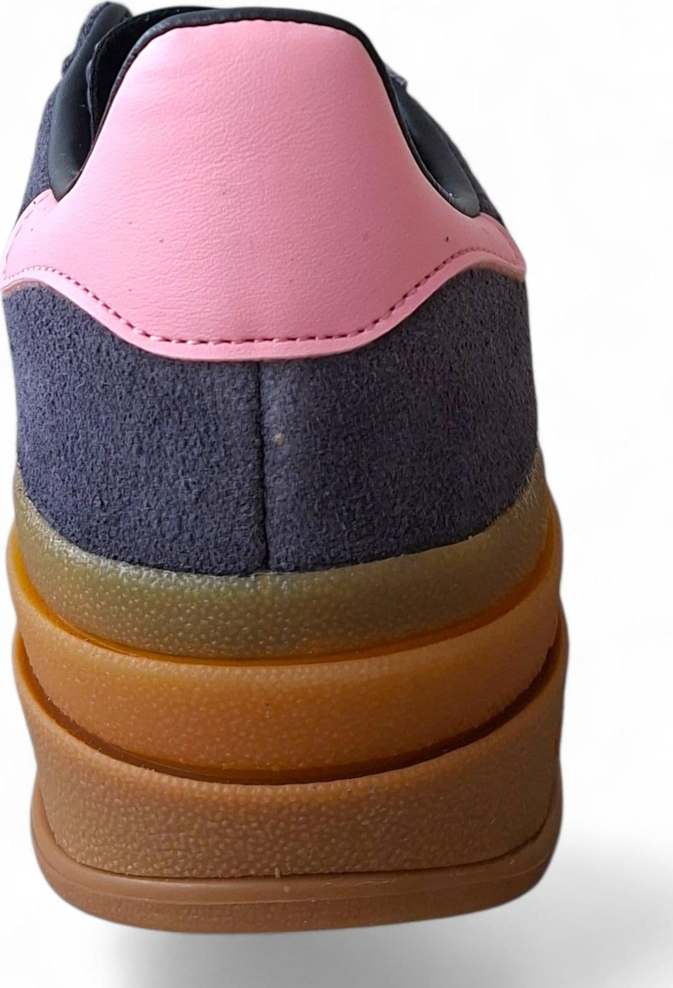 Sneakers bambina Adidas Gazelle Bold J IH6459 grigio rosa beige - Icona senza tempo con suola platform in Ballerine Scarpetteria Gica - Trani, commercioVirtuoso.it