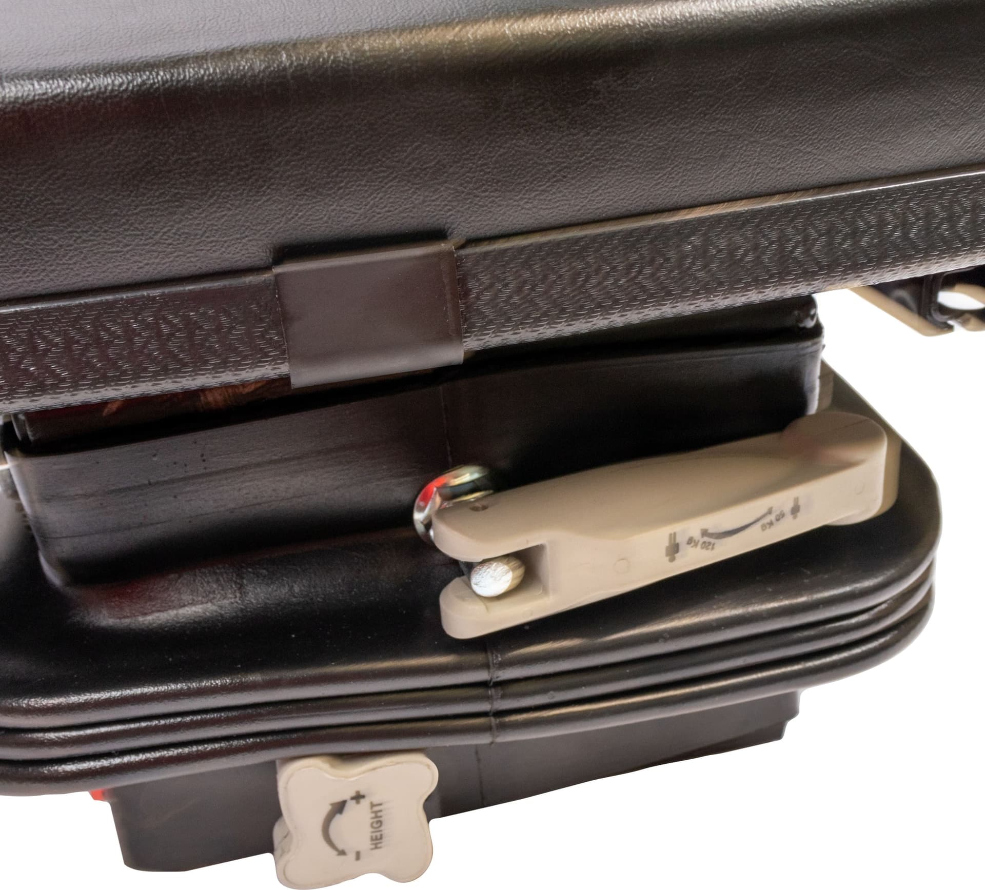 Sedile 450 in sky nero con molleggio meccanico e cintura - 6