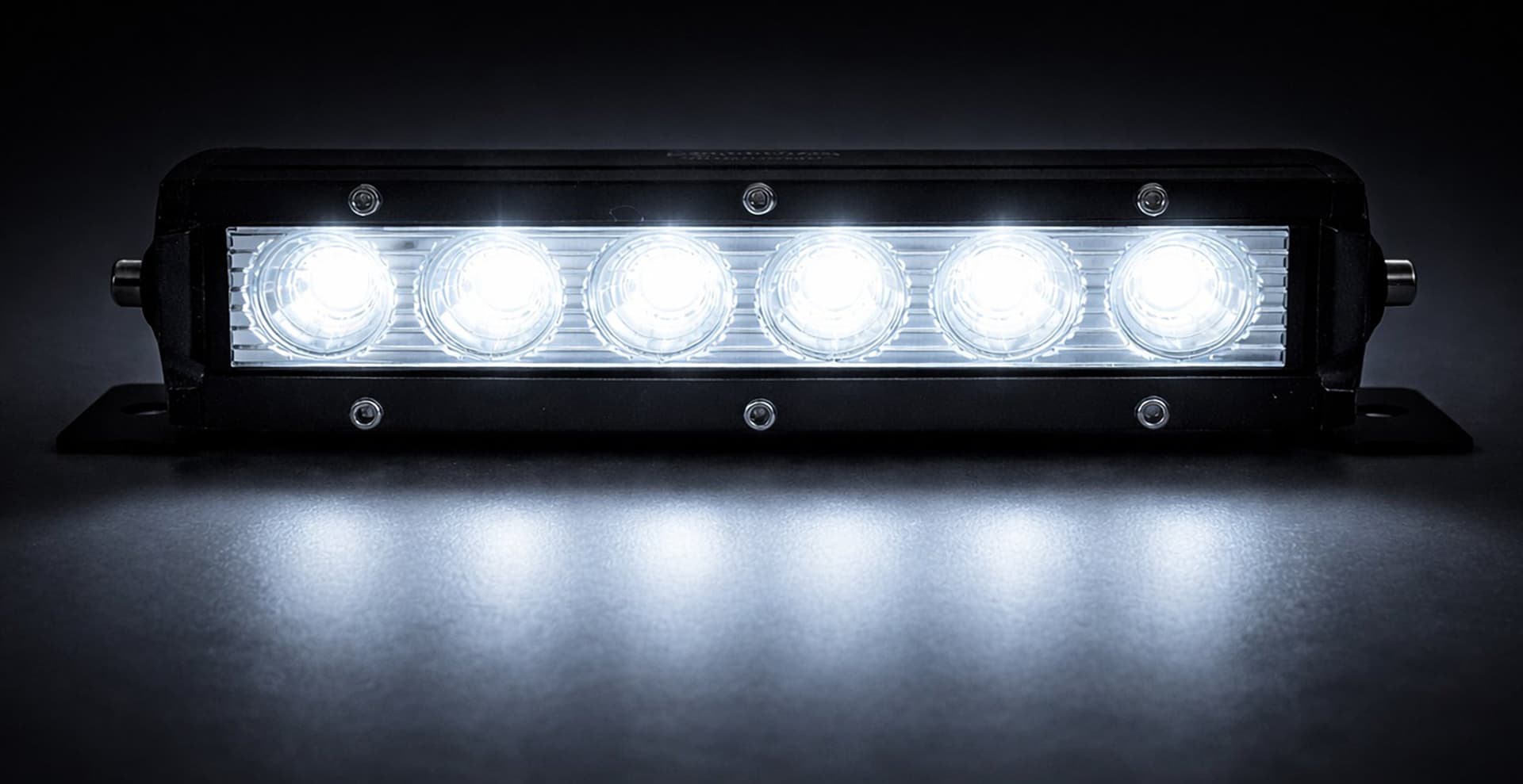 Faro da lavoro a barra 6 LED ad ampio raggio Flood 30W IP67 - 4