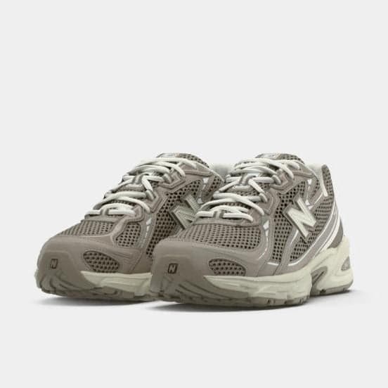Scarpe sneakers New Balance U740 ASL WHITE in Ginevra Glad Store - Genova, commercioVirtuoso.it