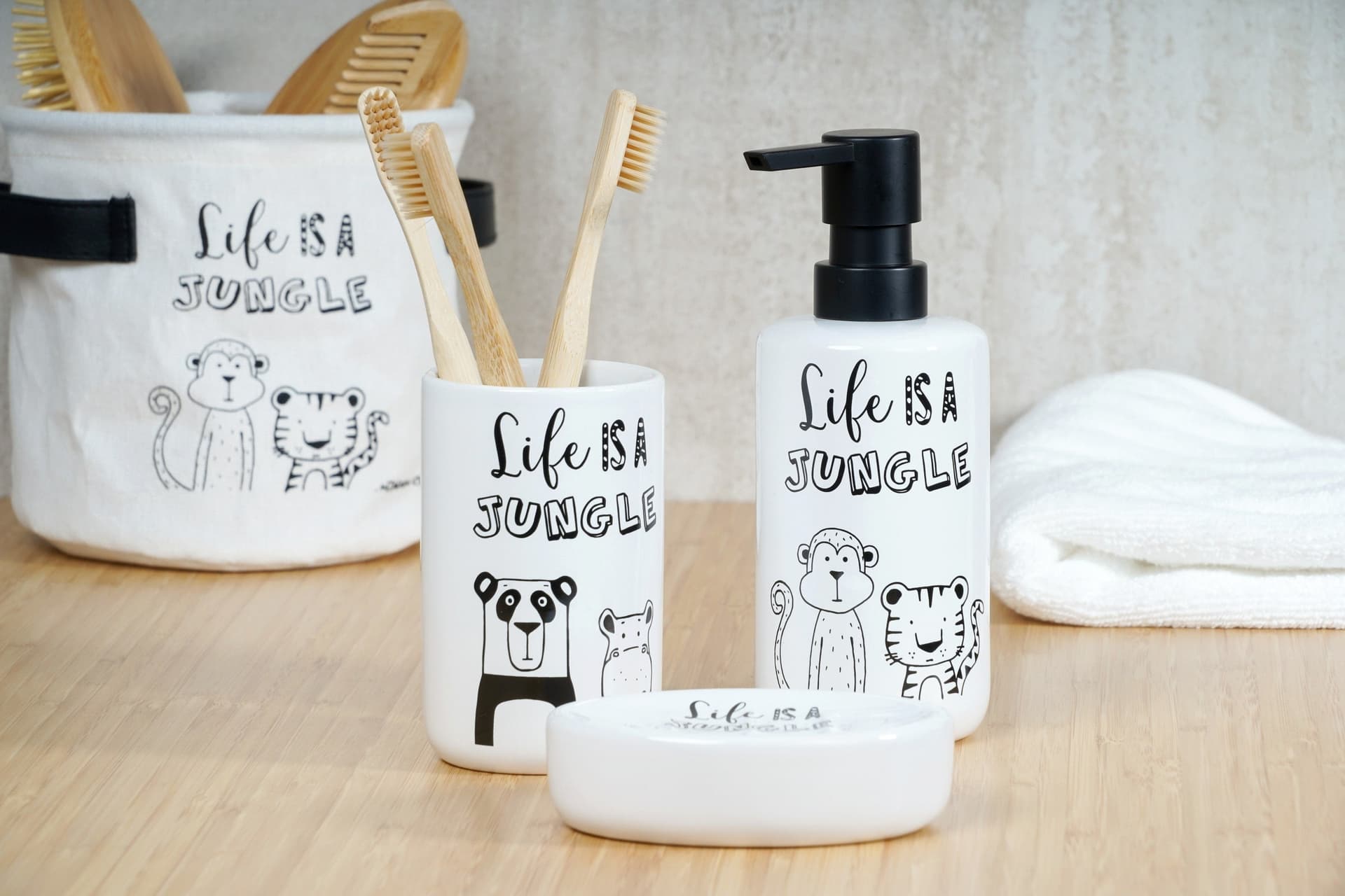 Set accessori bagno con decori - 2