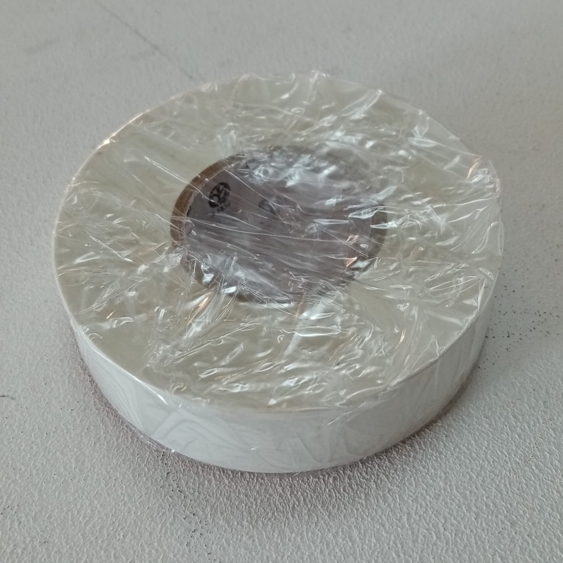 Nastro isolante bianco 0,15 x 19mm x 25mt in pvc autoestinguente - 2
