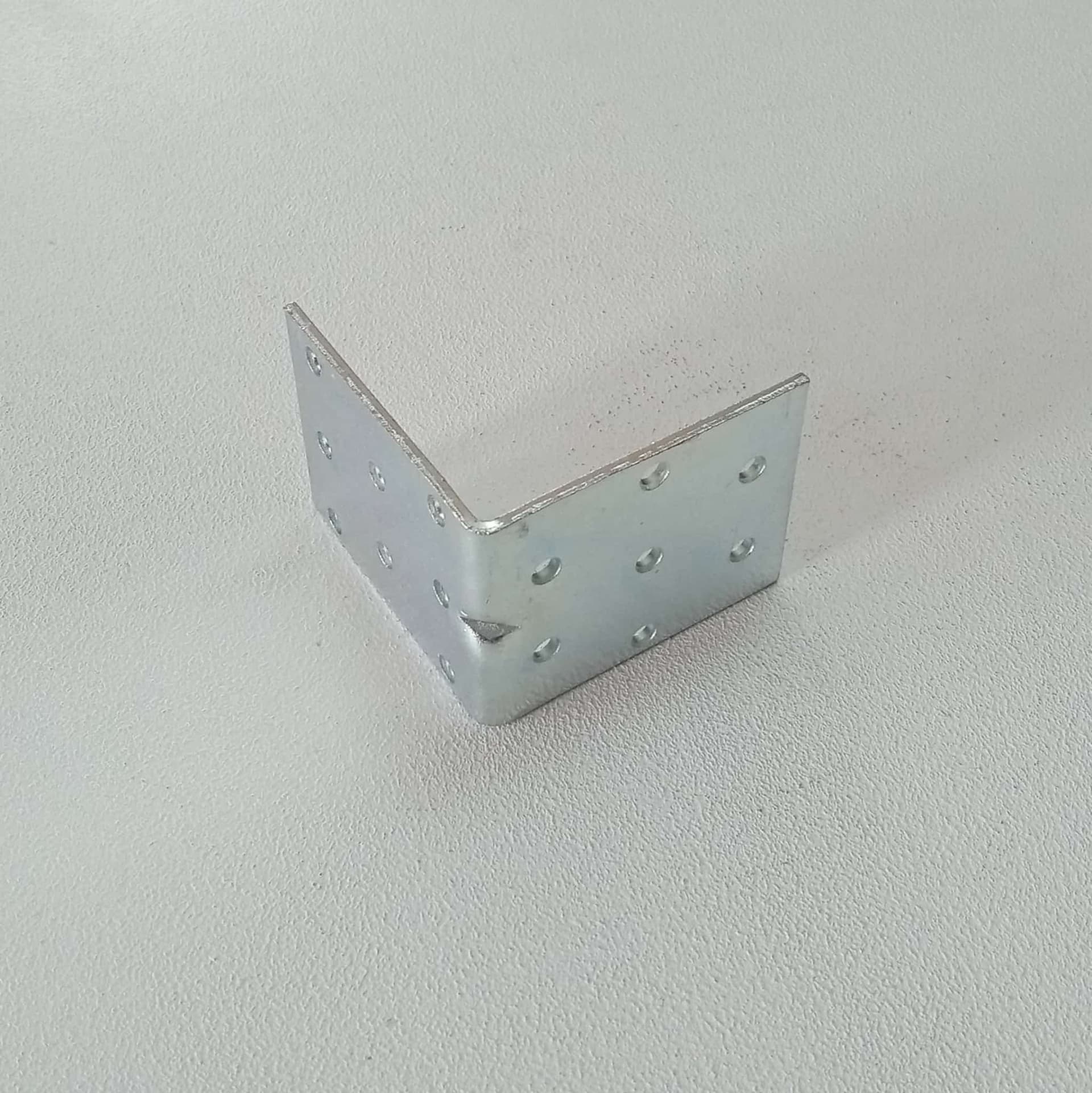 Squadretta di giunzione angolare 60x60x50mm - 5pz - 2