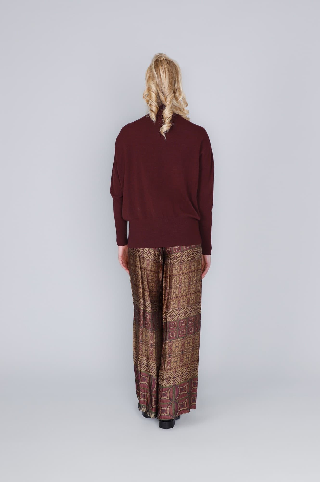 MAGLIA OVERSIZE COLLO ALTO - 2