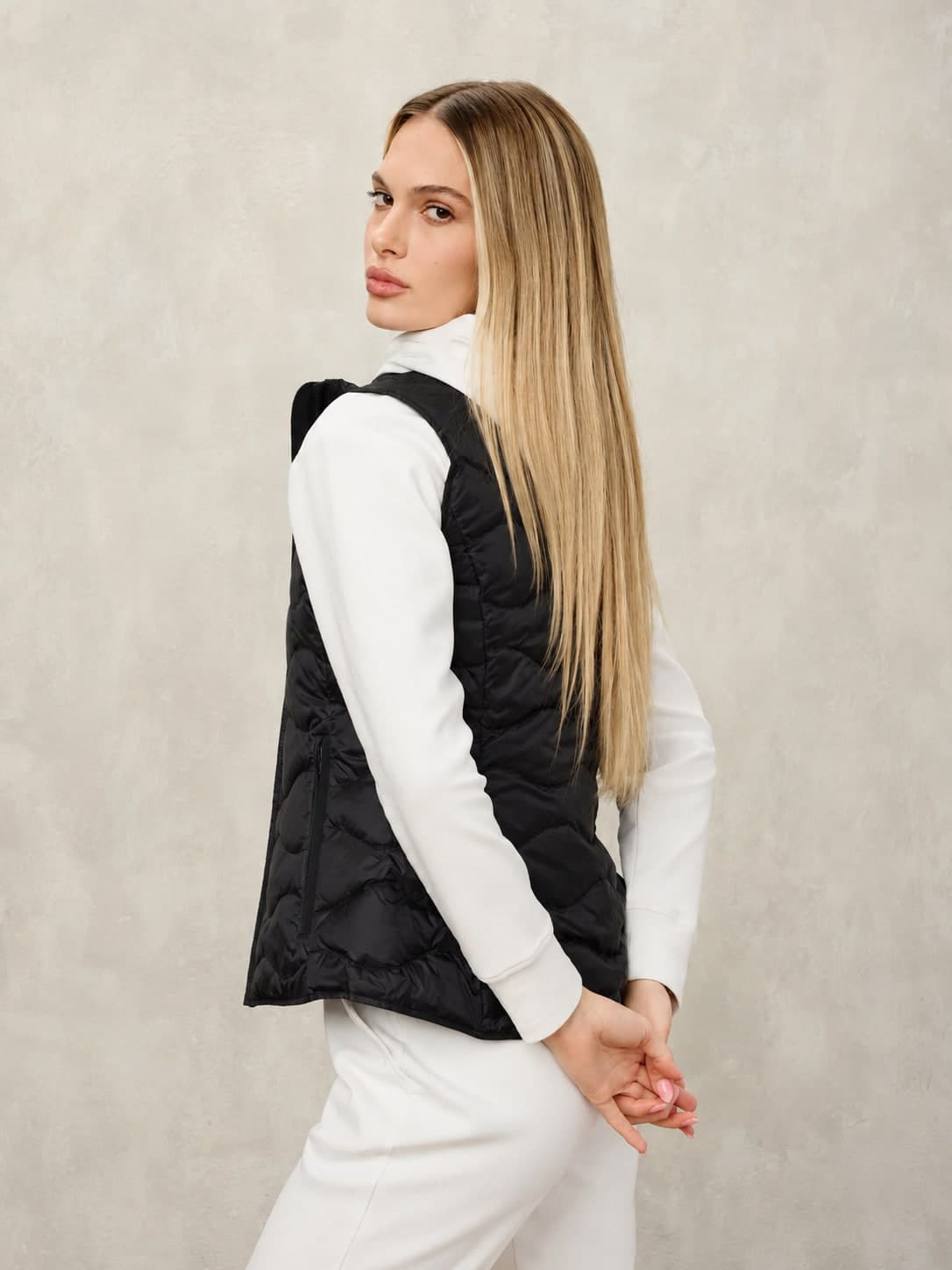 Blauer Piumino Donna smanicato ad onde mod. Venice 26SBLDX03166_007455_999 - 3