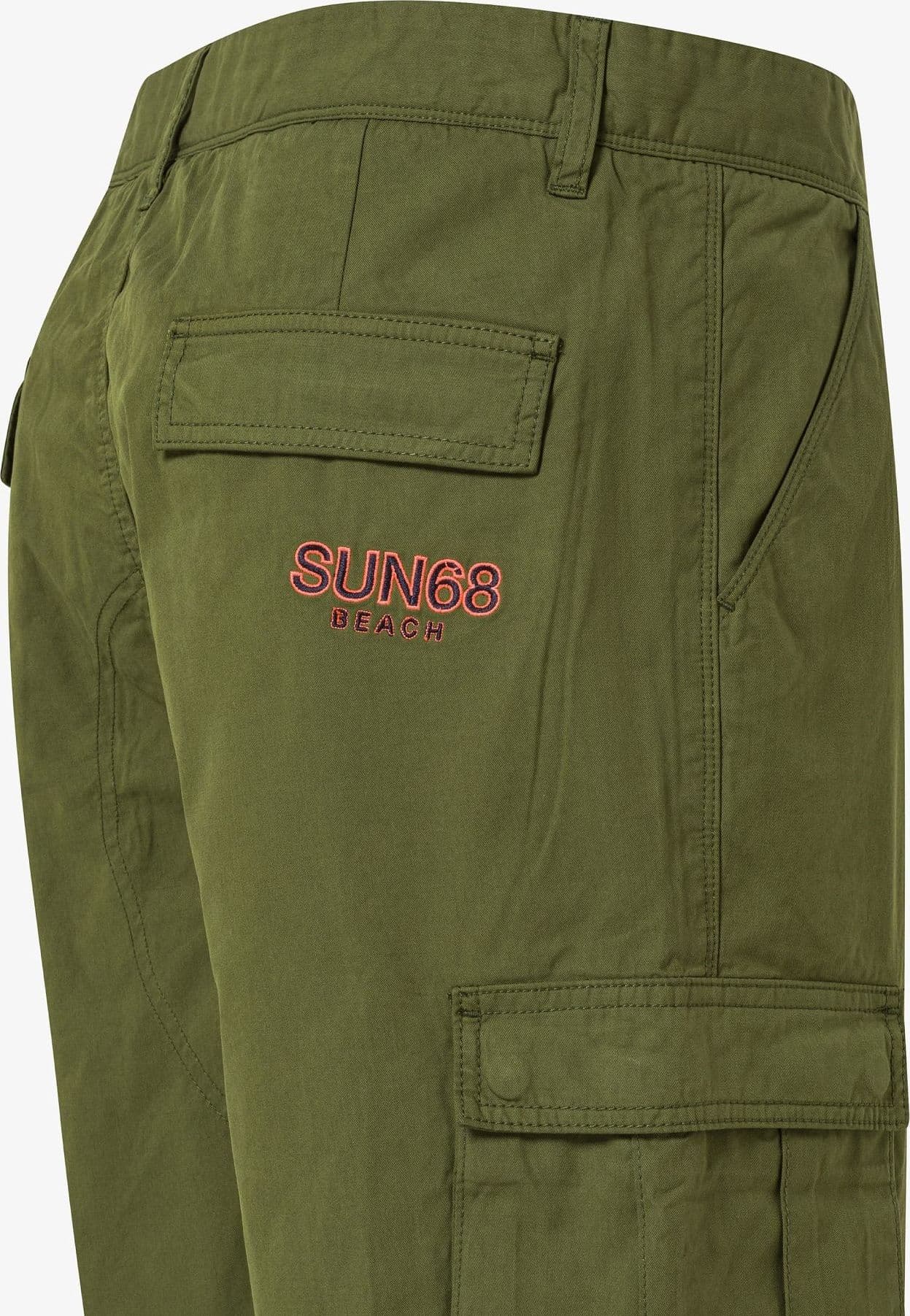 Bermuda uomo cargo Sun68 verde scuro in misto cotone con tasche laterali - 2