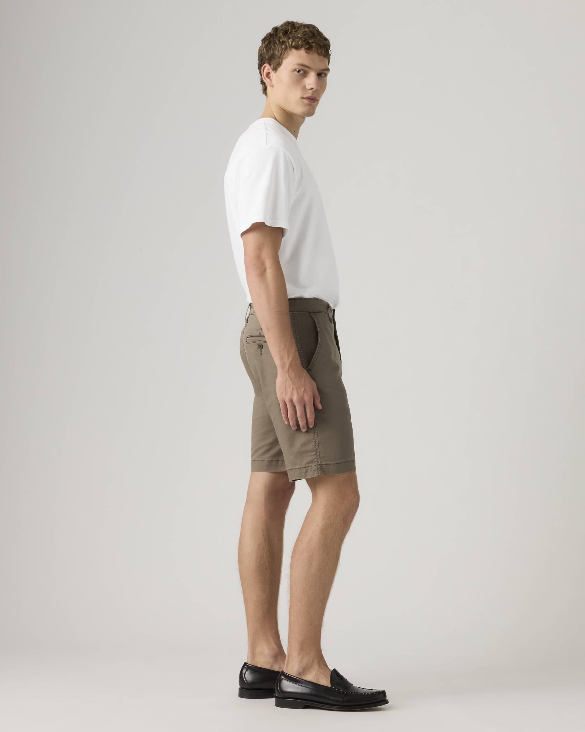 Bermuda uomo Levi's XX Chino lightweight in cotone e lino marrone - 2
