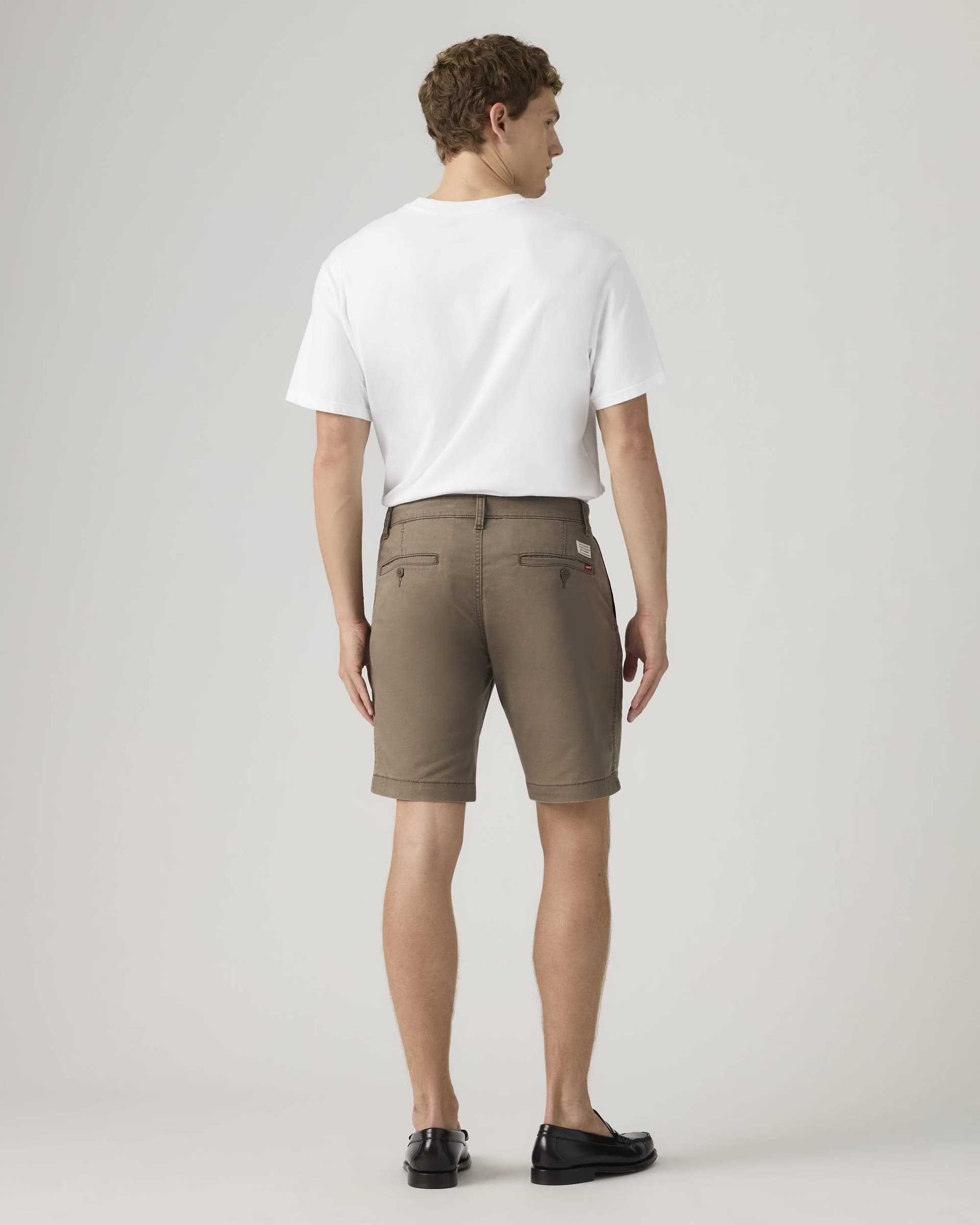 Bermuda uomo Levi's XX Chino lightweight in cotone e lino marrone - 3