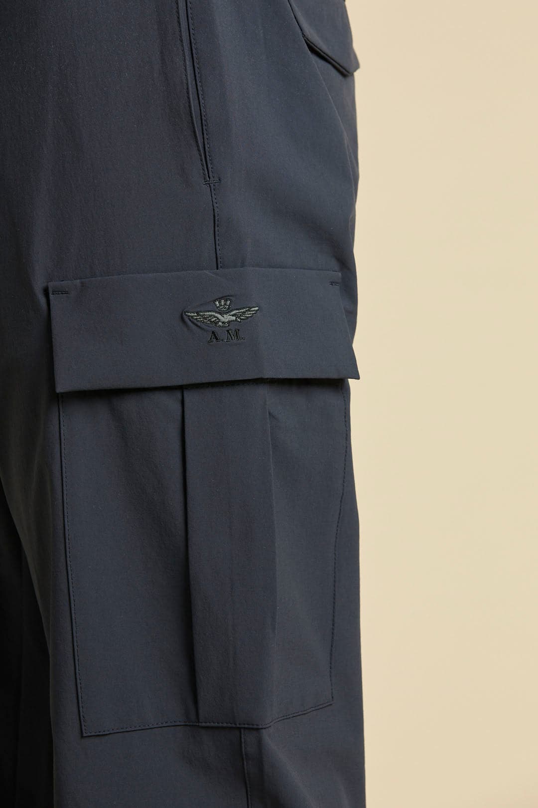 Pantalone Uomo Cargo Aeronautica Militare blu navy tessuto tecnico stretch - 6
