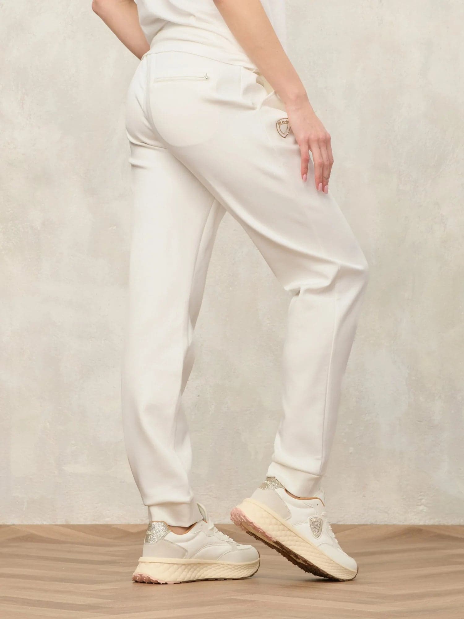 Pantaloni Donna Blauer Madison felpa con coulisse e logo – Bianco Sporco - 4