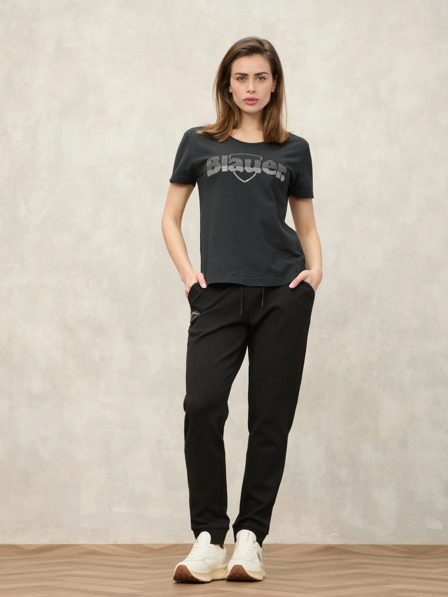 Pantaloni in felpa Donna Blauer Madison felpa con coulisse e logo – Nero - 2