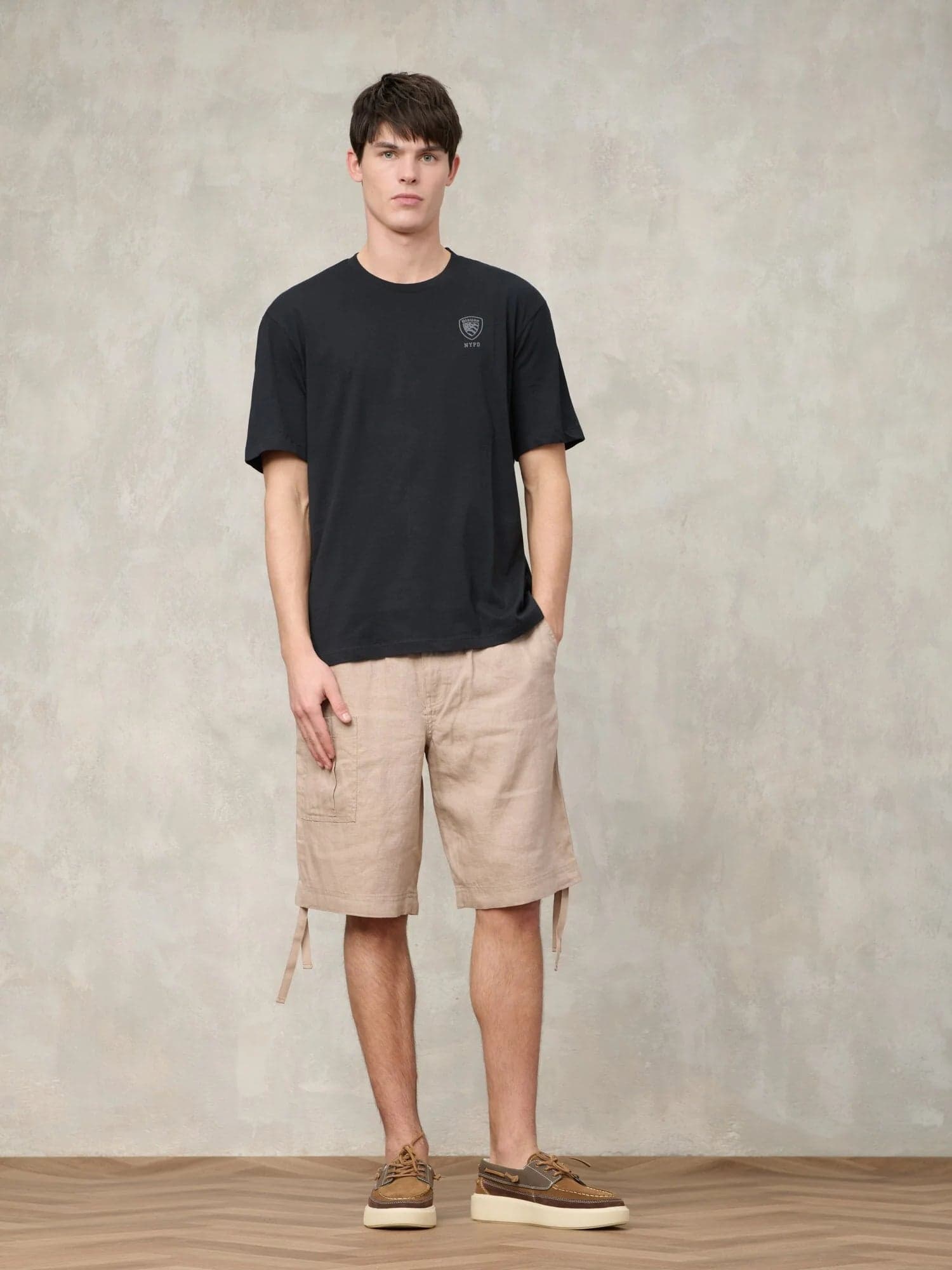 T-shirt Uomo Blauer Eutaw 26SBLUH02302 con logo scudo – Nero - 2