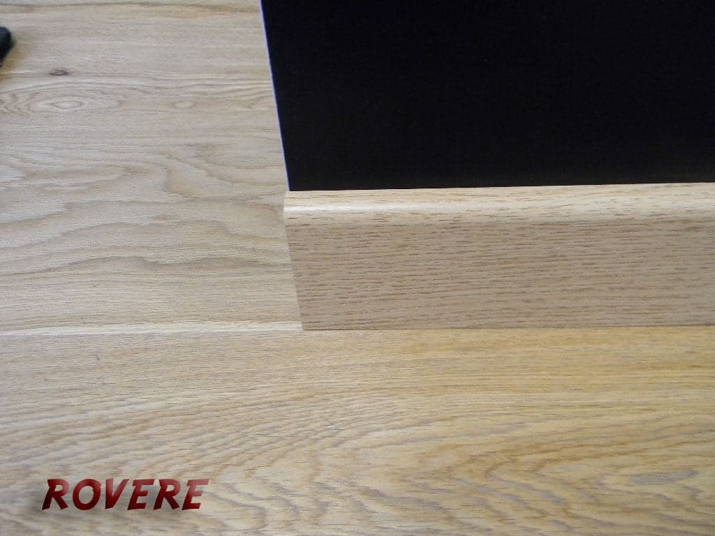 24 metri lineari di Battiscopa passacavo 1,5x8x240cm in MD Zoccolino - 14