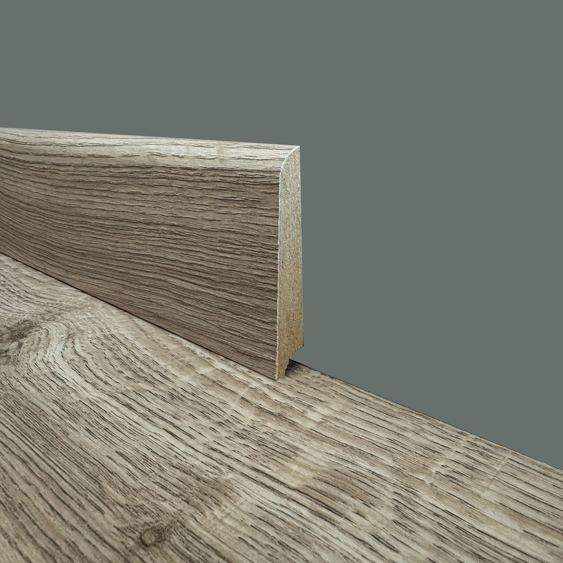 €2,99ml - BATTISCOPA in FIBRA DI LEGNO coordinato GAMMA LAMINATI 70x15 inclinato vari decori (prezzo al metro) - 20