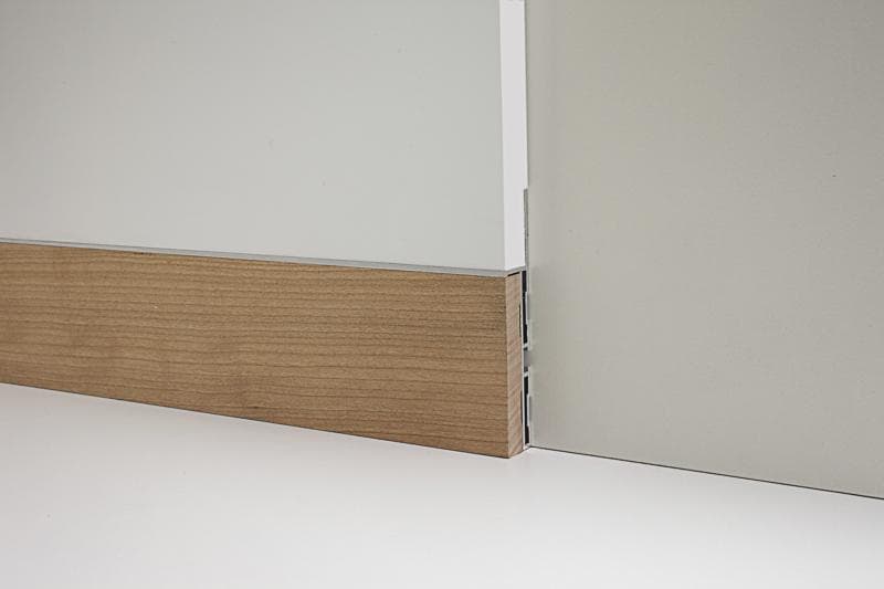 Battiscopa filo muro Profilpas in legno massiccio + sottostruttura alluminio 20ML - 8