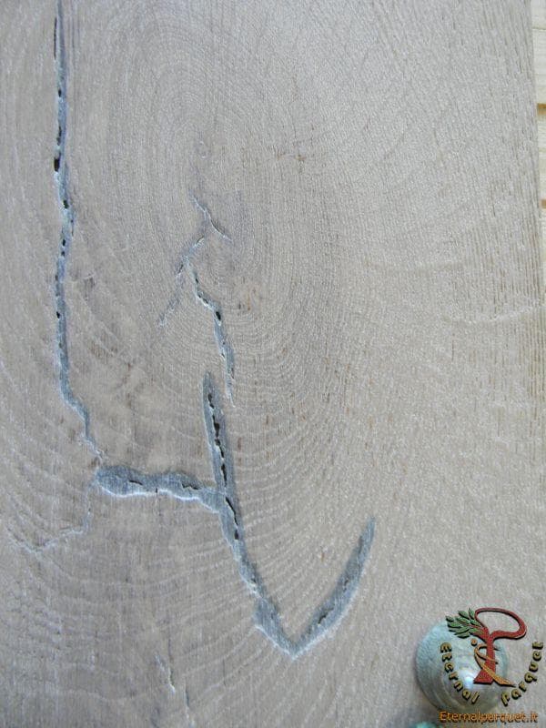 Parquet MAXILISTONE prefinito KAHRS FOUNDERS COLLECTION mod. "OLOF" 15x187x2420 spazzolato,raschiato a mano, bisellato, Bianco acceso, olio naturale (incastro 5s flottante o incoll.) - 12