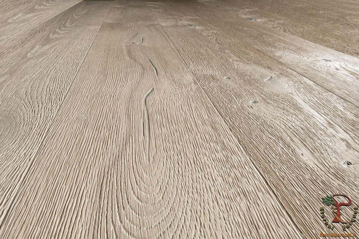 Parquet MAXILISTONE prefinito KAHRS FOUNDERS COLLECTION mod. "OLOF" 15x187x2420 spazzolato,raschiato a mano, bisellato, Bianco acceso, olio naturale (incastro 5s flottante o incoll.) - 3