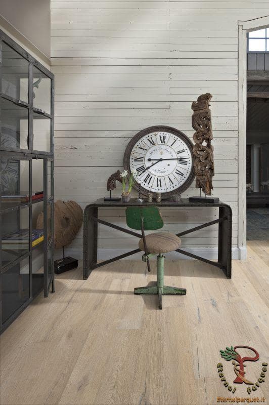 Parquet MAXILISTONE prefinito KAHRS FOUNDERS COLLECTION mod. "GUSTAF" 15x187x2420 spazzolato,raschiato a mano, bisellato, Bianco antico olio naturale (incastro 5s flottante o incoll.) - 2