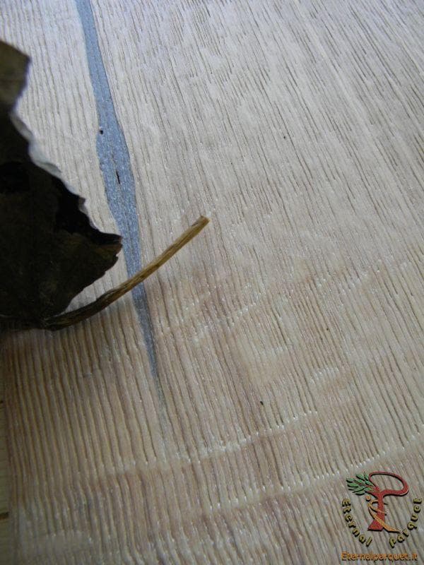 Parquet MAXILISTONE prefinito KAHRS FOUNDERS COLLECTION mod. "GUSTAF" 15x187x2420 spazzolato,raschiato a mano, bisellato, Bianco antico olio naturale (incastro 5s flottante o incoll.) - 7