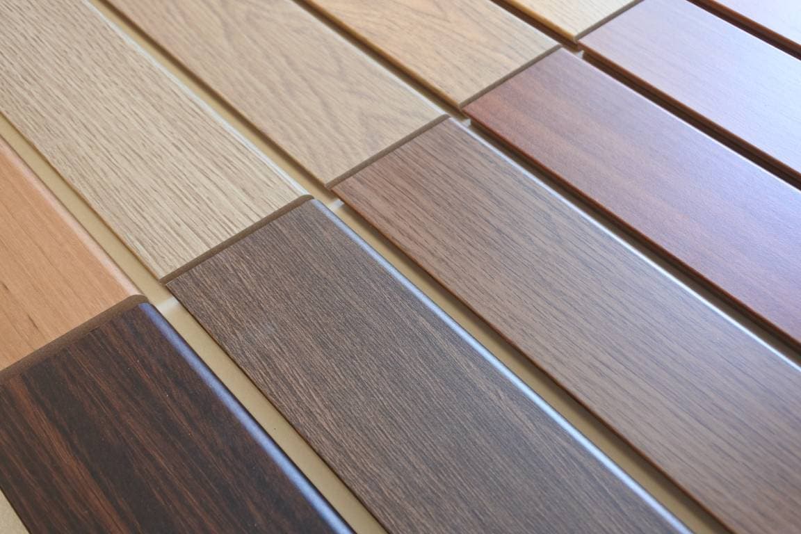 96ML BATTISCOPA in HDF 80X15 PASSACAVO taglio moderno 18 essenze - 5