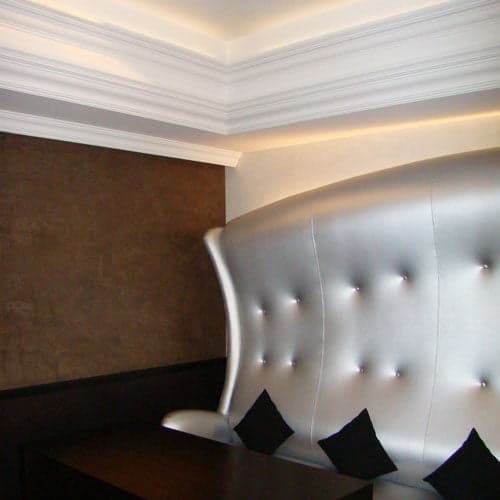 ML 36 di Cornice SOFFITTO/PARETE in DUROPOLIMERO (C213) 200X8X8 - 2
