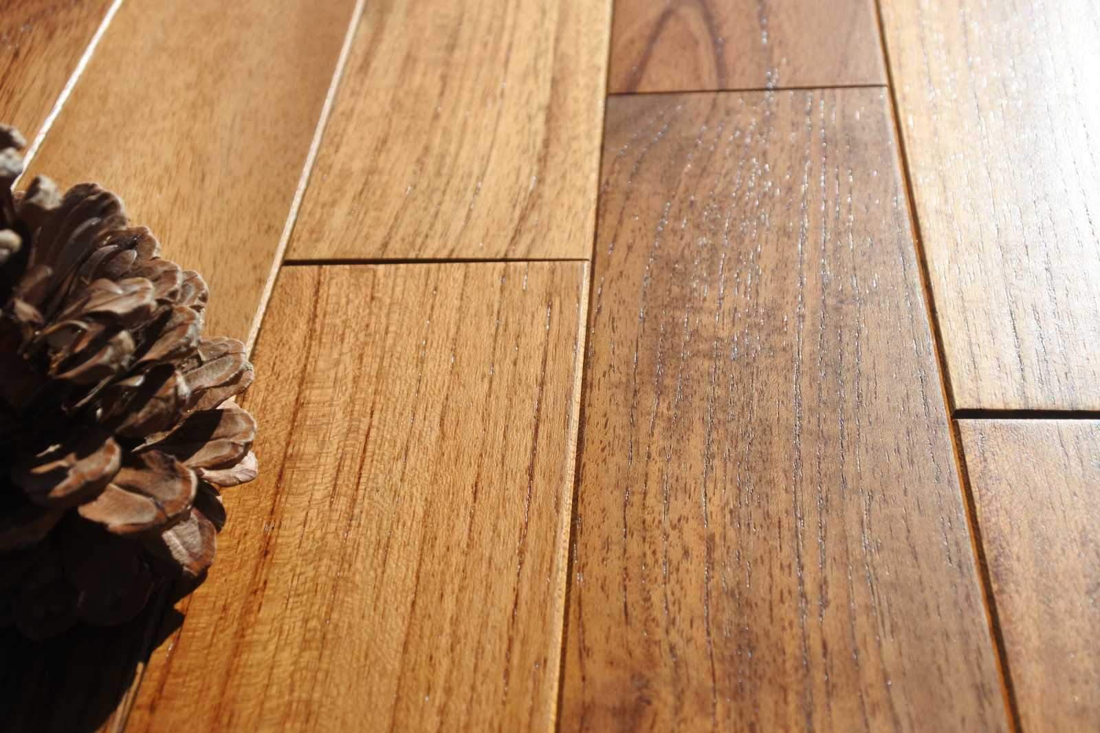 OFFERTA AL BANCALE (59.90€ AL MQ) 70MQ di  Parquet prefinito Massiccio in teak asia Finitura Vernice PRIMA SCELTA 10x60x420 microbisellato verniciato satinato a poro aperto posa anche a spina di pesce - 12
