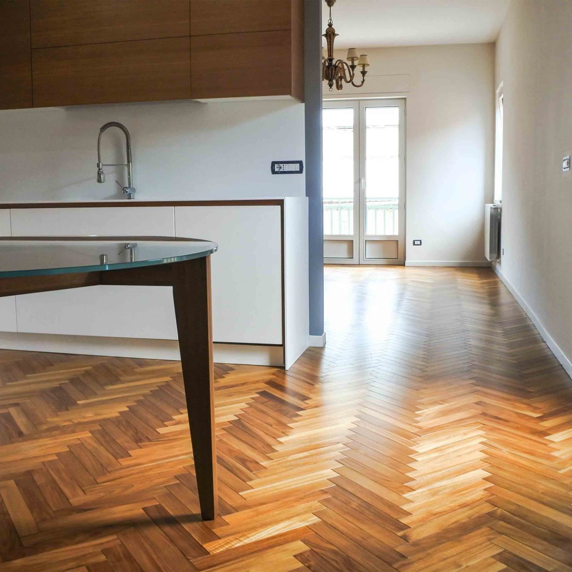 OFFERTA AL BANCALE (59.90€ AL MQ) 70MQ di  Parquet prefinito Massiccio in teak asia Finitura Vernice PRIMA SCELTA 10x60x420 microbisellato verniciato satinato a poro aperto posa anche a spina di pesce - 5