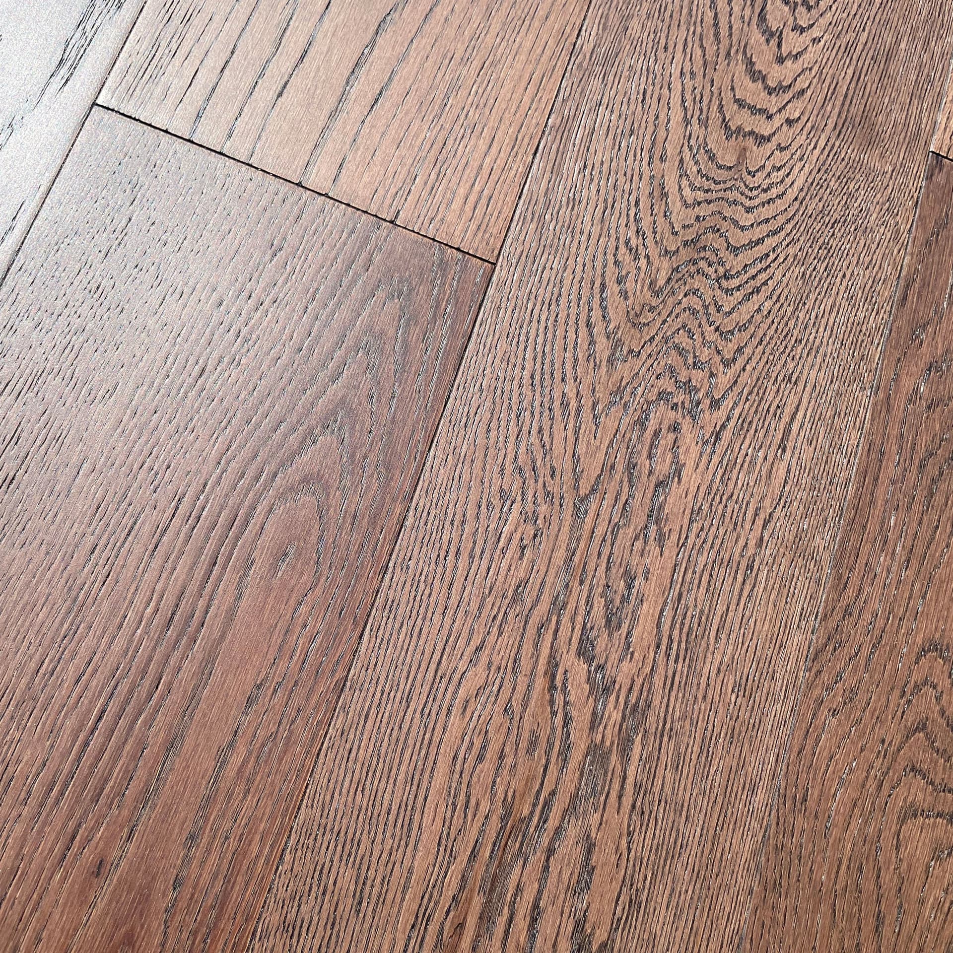 Pavimento in legno di rovere prefinito verniciato spazz. 10x125x900 linea PLANET mod. CAVES - 3