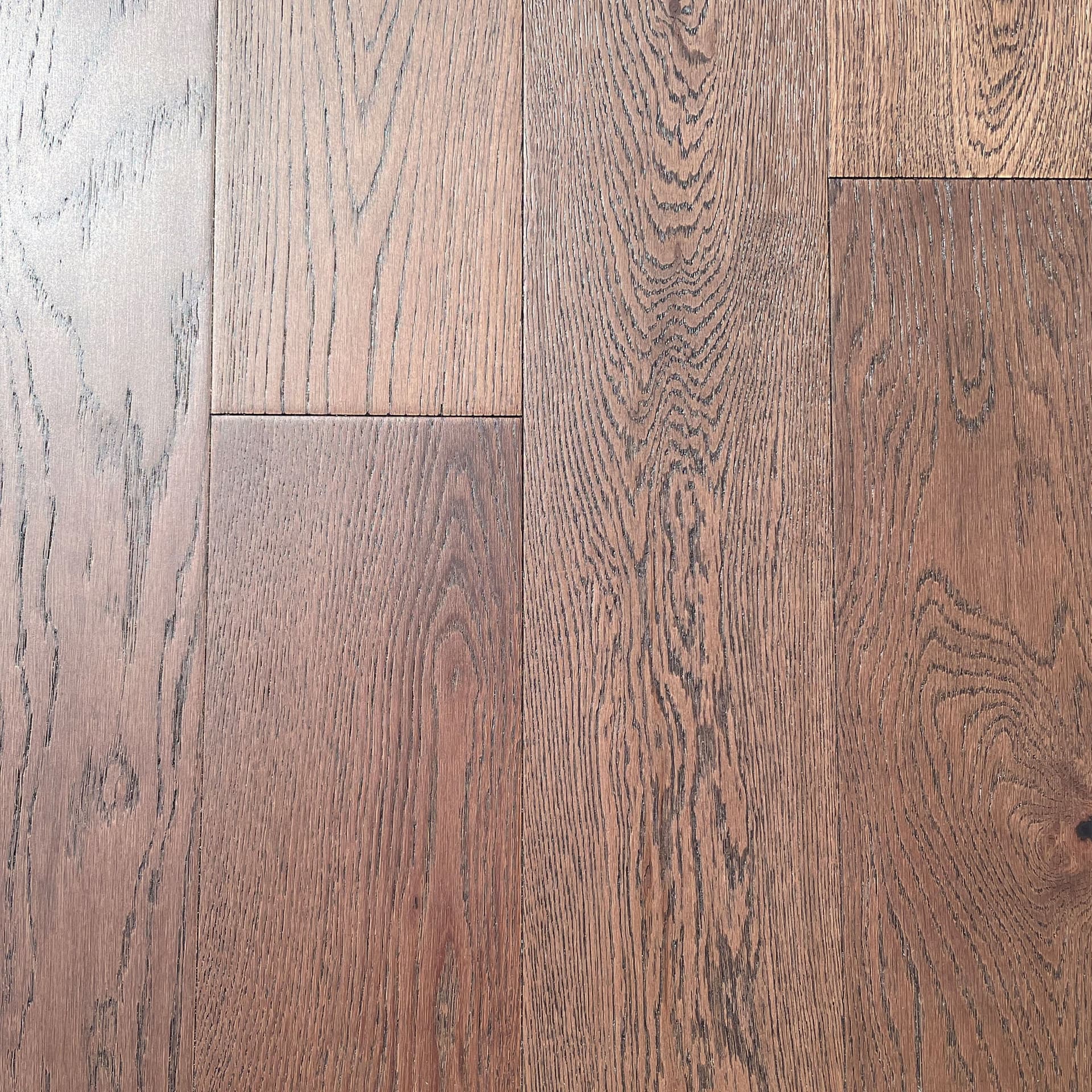 Pavimento in legno di rovere prefinito verniciato spazz. 10x125x900 linea PLANET mod. CAVES - 5