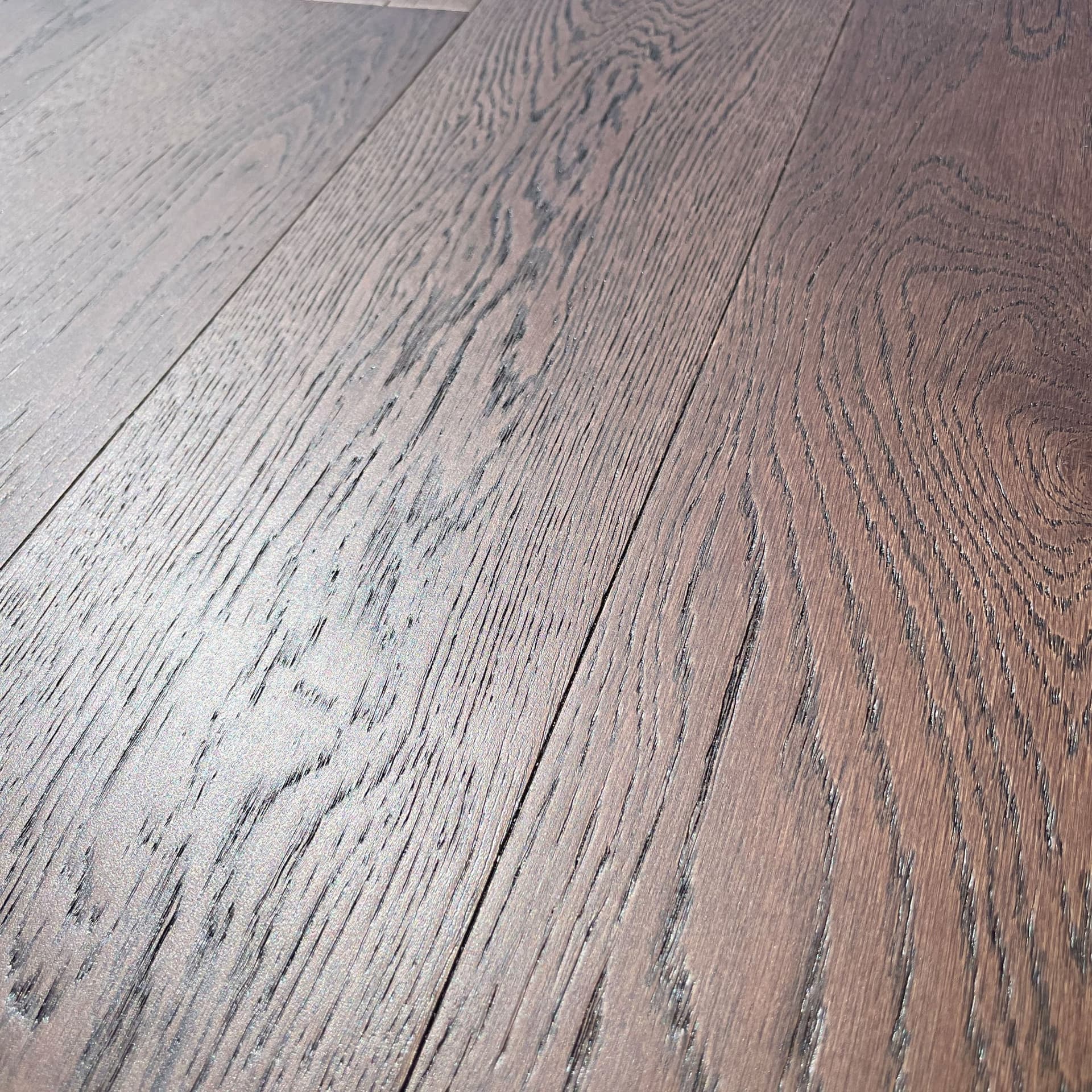 Pavimento in legno di rovere prefinito verniciato spazz. 10x125x900 linea PLANET mod. CAVES - 6
