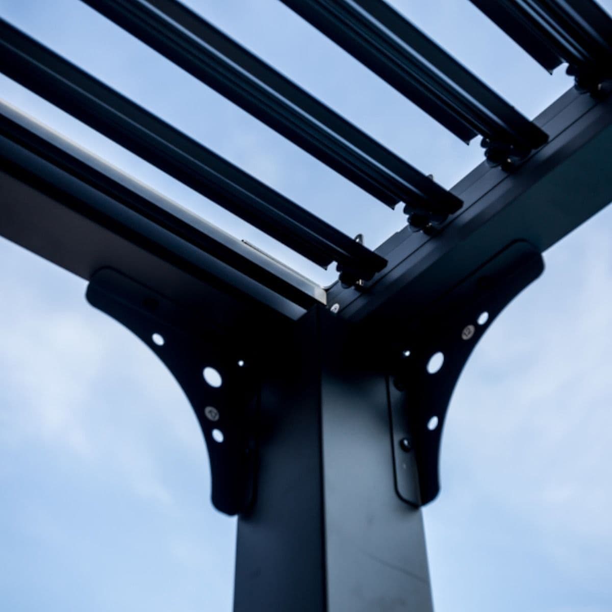 Pergola Bioclimatica In Alluminio Apertura Manuale Ripara Sole Pioggia 360x300cm - 2