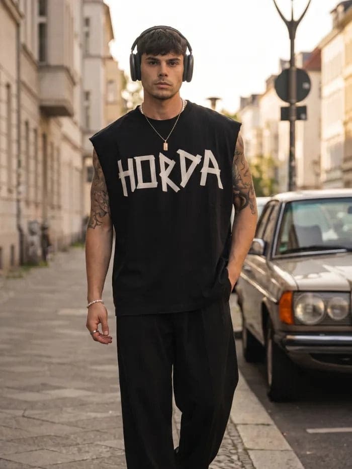 T-Shirt Tank Nera Boxy Fit 200g con tagli a vivo - 2