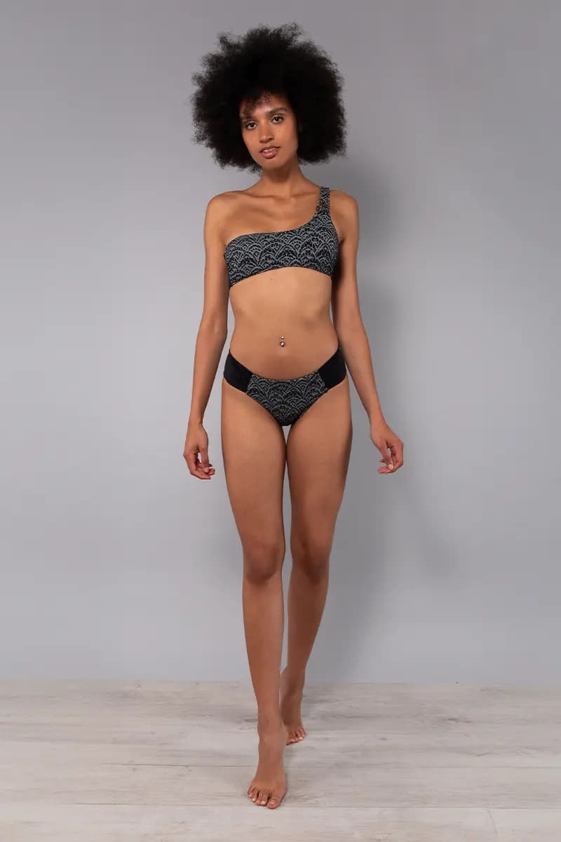Bikini top monospalla imbottito e slip Giamaica | VERDISSIMA Mare - 4