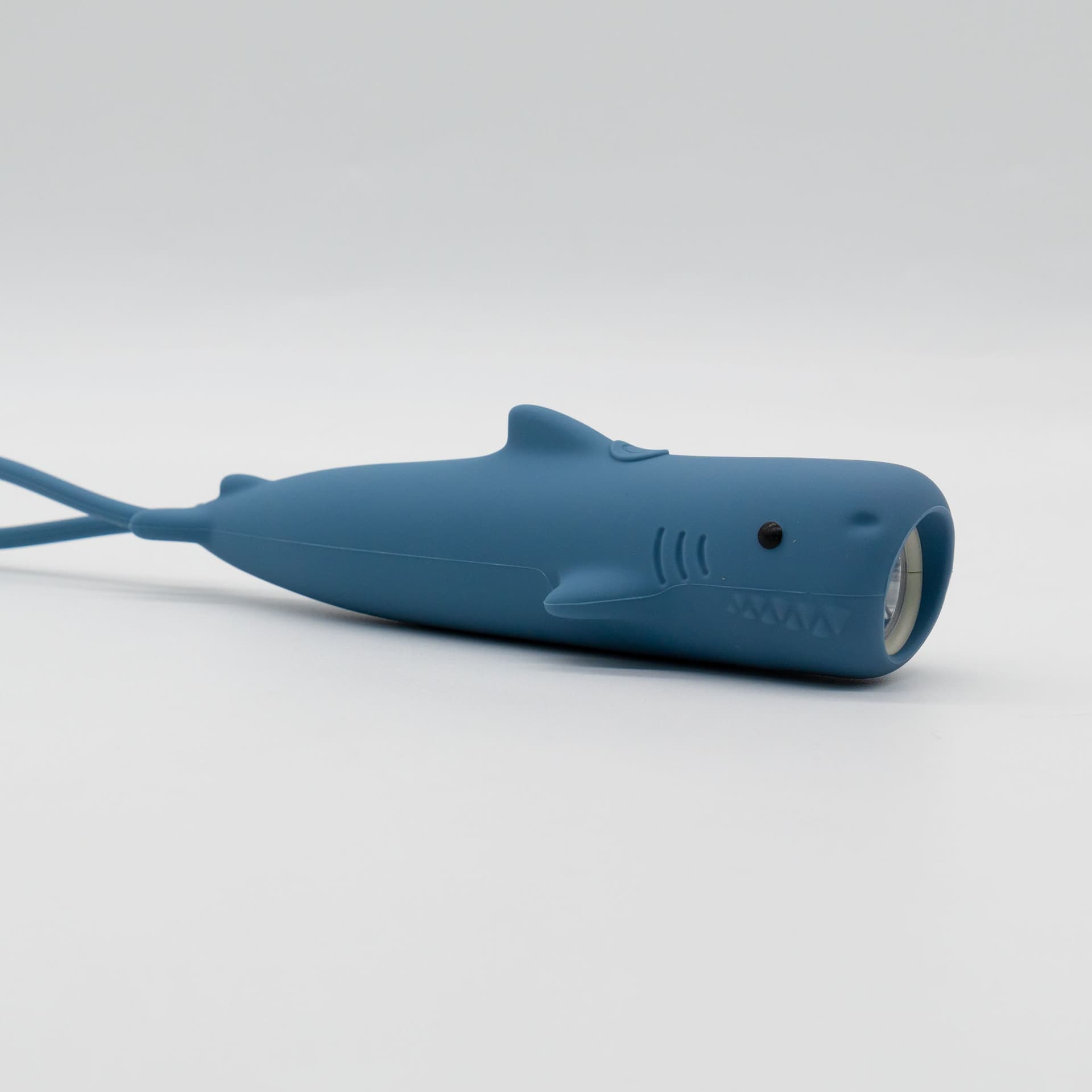 Shark - Flashlight - 4