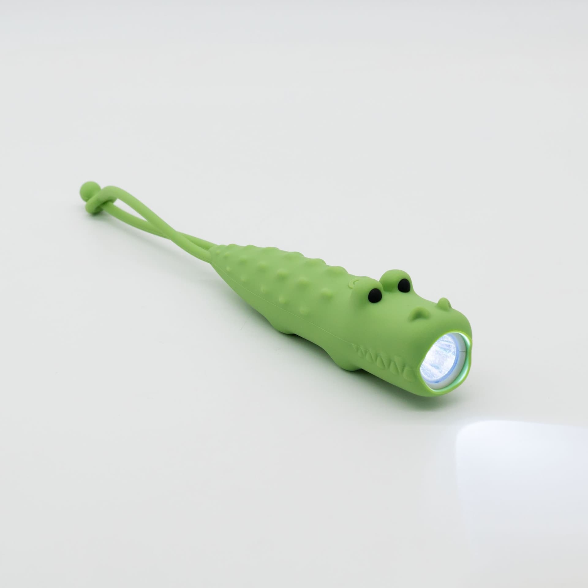 Crocodile - Flashlight - 3