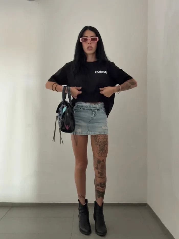 T-Shirt Donna Human Case Boxy Fit Cropped 100% Cotone Made in Italy - 7