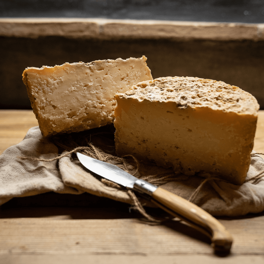 Pecorino bio latte crudo affinato in Grotta - 2