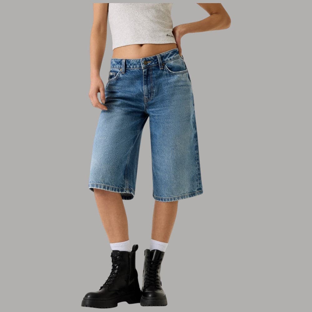 Shorts Guess GJ Donna in Denim Baggy con Stile Ampio e Comodo - 6