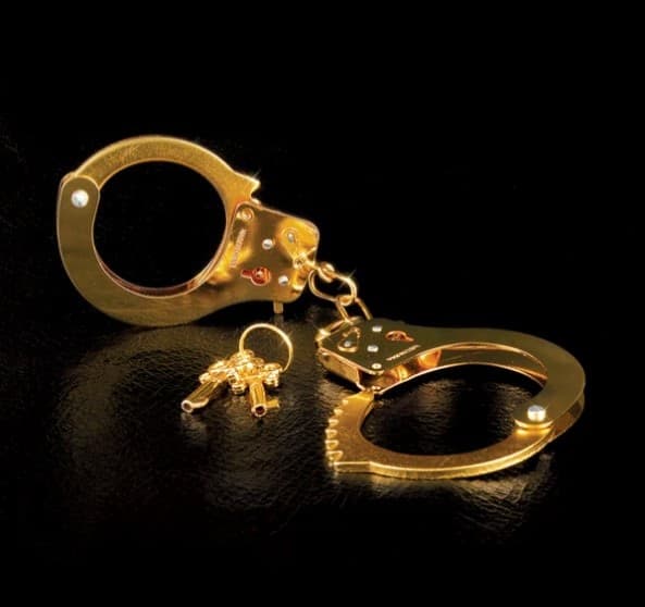 Manette dorate in metallo Pipedream per giochi bondage fetish BDSM idea regalo - 2