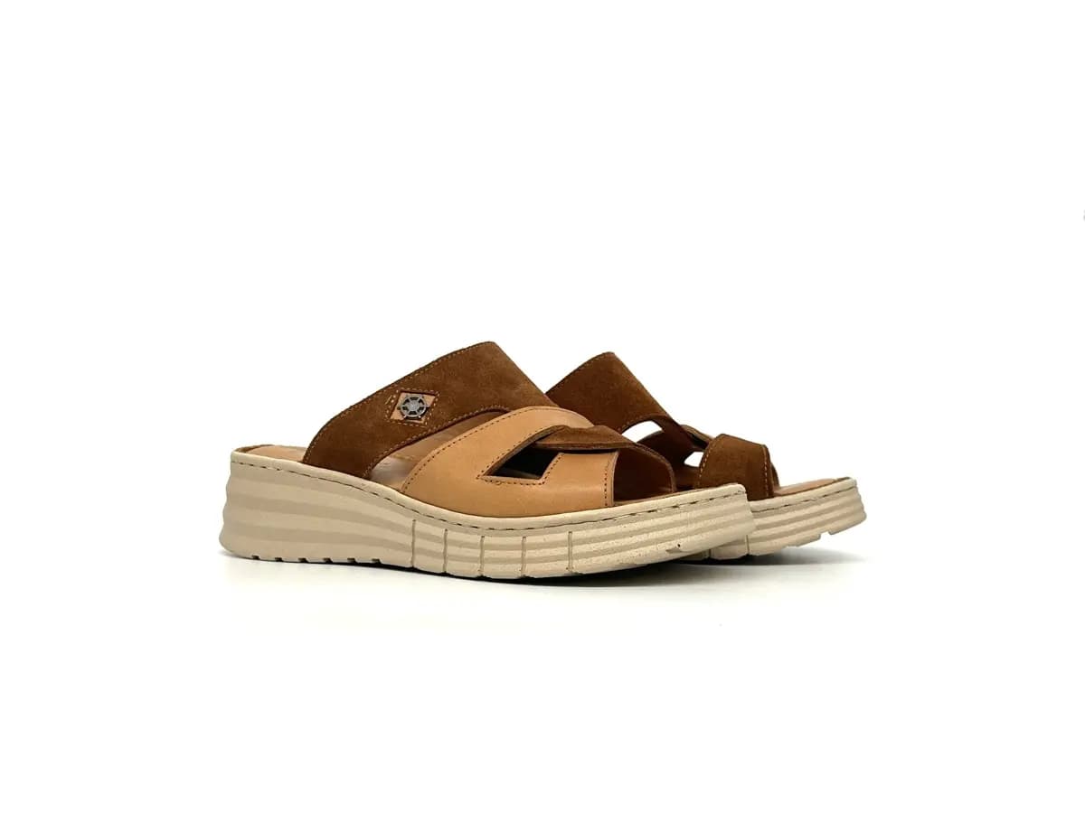 Ciabatte donna Daphne in pelle cuoio e beige con zeppa e sottopiede soffice - 6