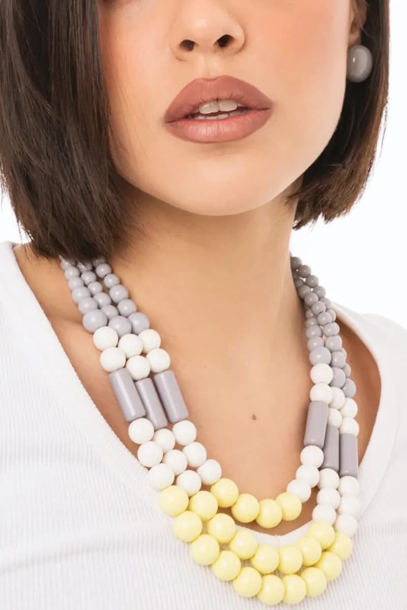 Collana girocollo con sfere in acrilico | MYA ACCESSORIES - 5