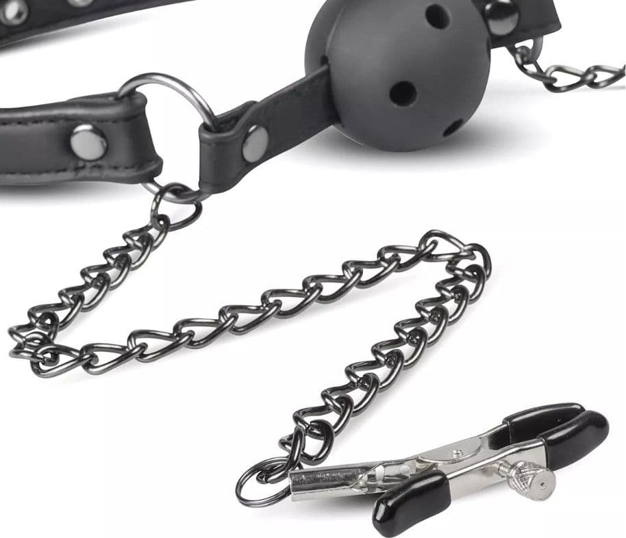 Pinzette per capezzoli con catene al morso bavaglio ball gag nero Easy Toys in prodotto Erosdom - Palmi, commercioVirtuoso.it
