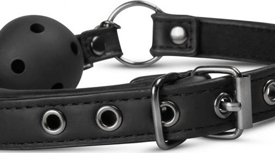 Pinzette per capezzoli con catene al morso bavaglio ball gag nero Easy Toys in prodotto Erosdom - Palmi, commercioVirtuoso.it