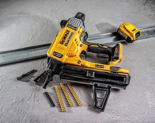 CHIODATRICE BATTERIA P-CEMENTO DCN890P2-QW 'DEWALT' - 3