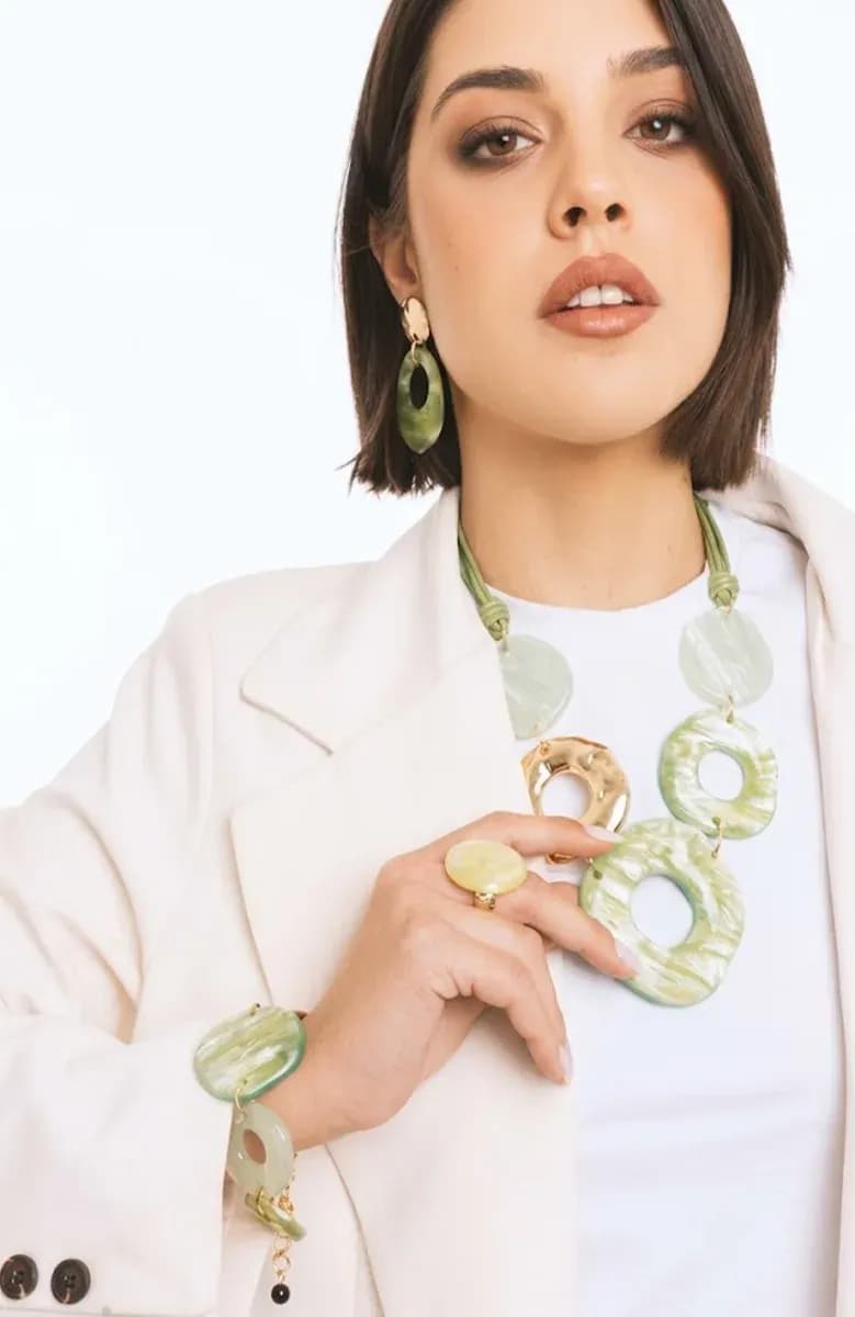 Collana girocollo con anelli in acrilico | MYA ACCESSORIES