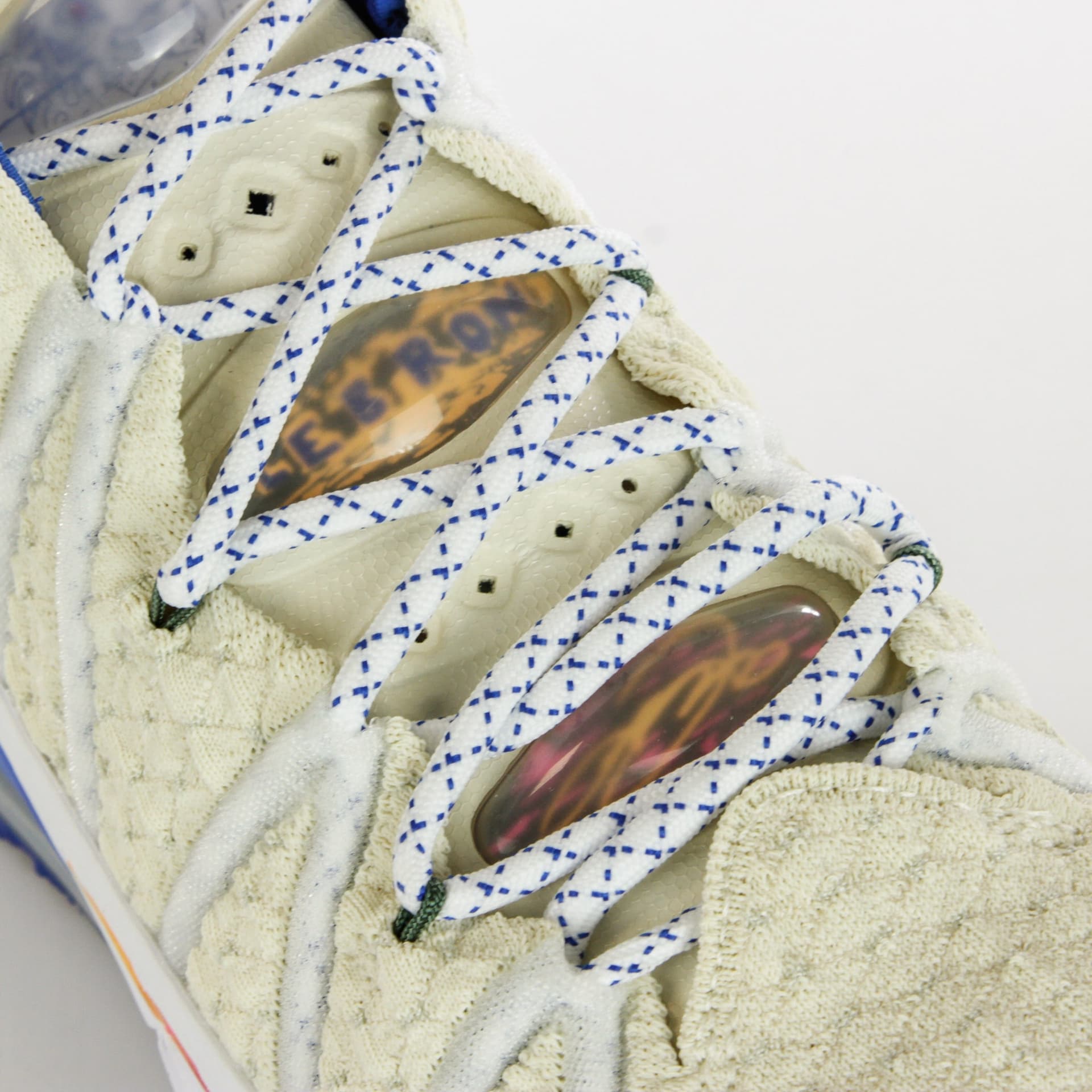NIKE NBA Scarpa Alta Uomo Lebron Xviii "los Angeles By Day" Light Cream/pink Glow/game Royal - 13
