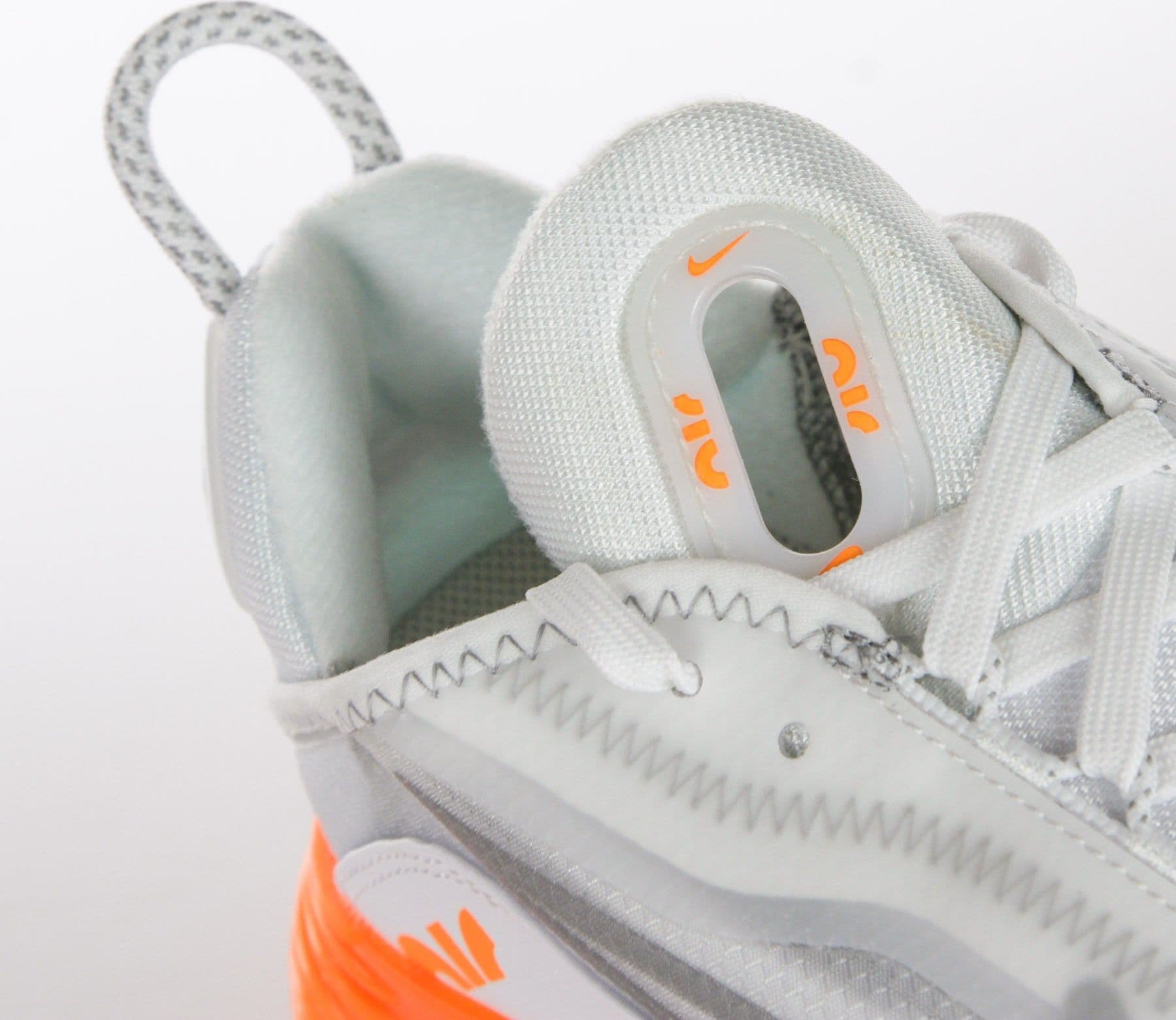 Nike Scarpa Bassa Uomo Air Max 2090 White/metallic Silver/total Orange - 11